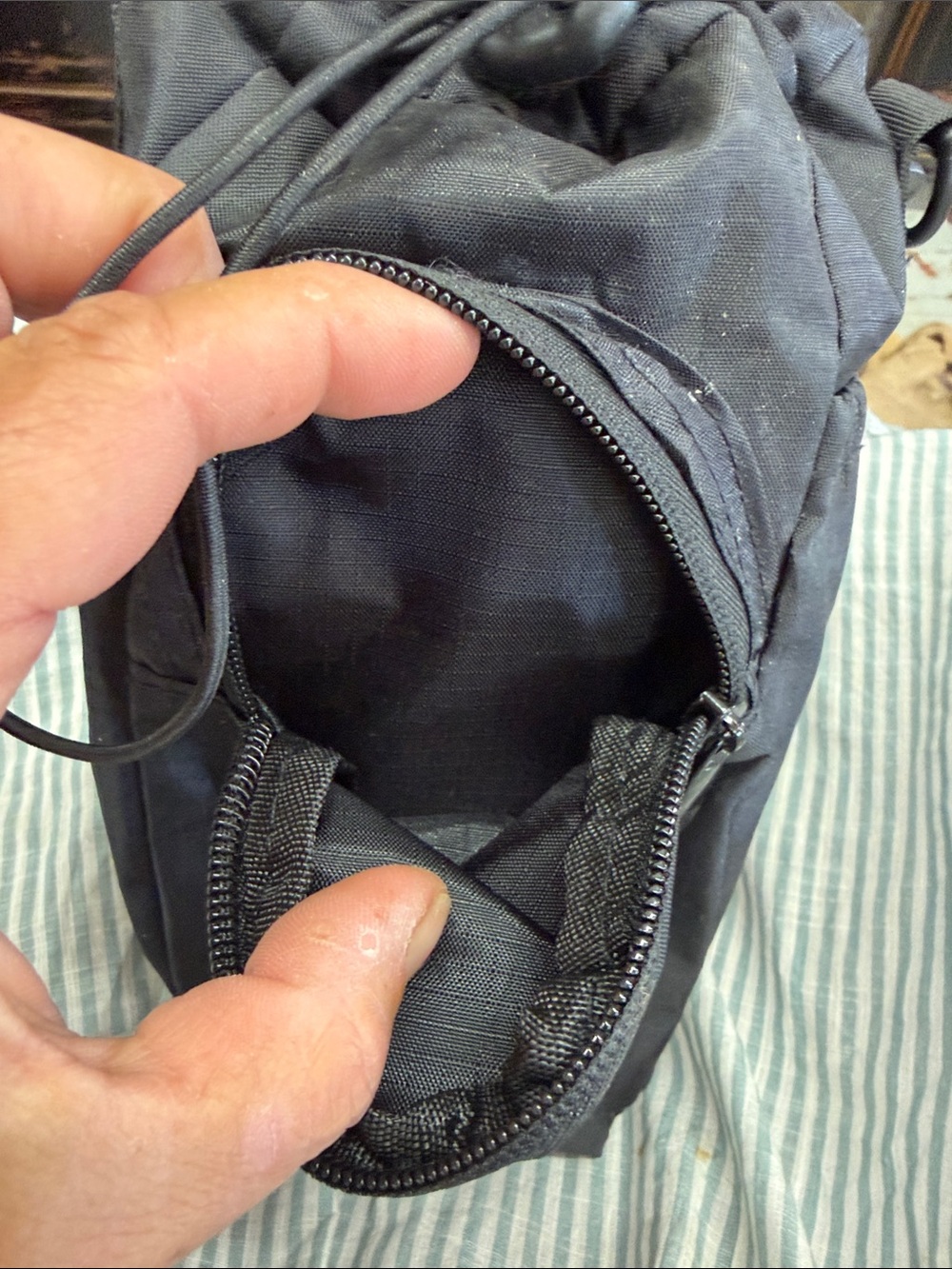 AVEDA Sling-Black Ripstop Drawstring Bag - Picture 6 of 11